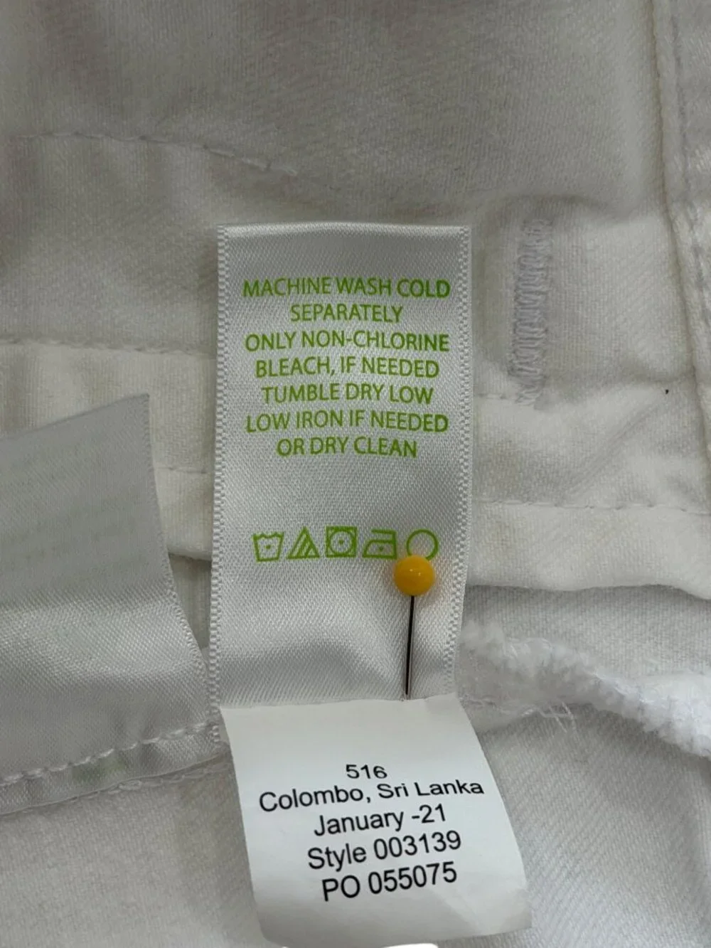 Lilly Pulitzer Womens Size S White  Denim Jacket Seaspray with Gold Buttons